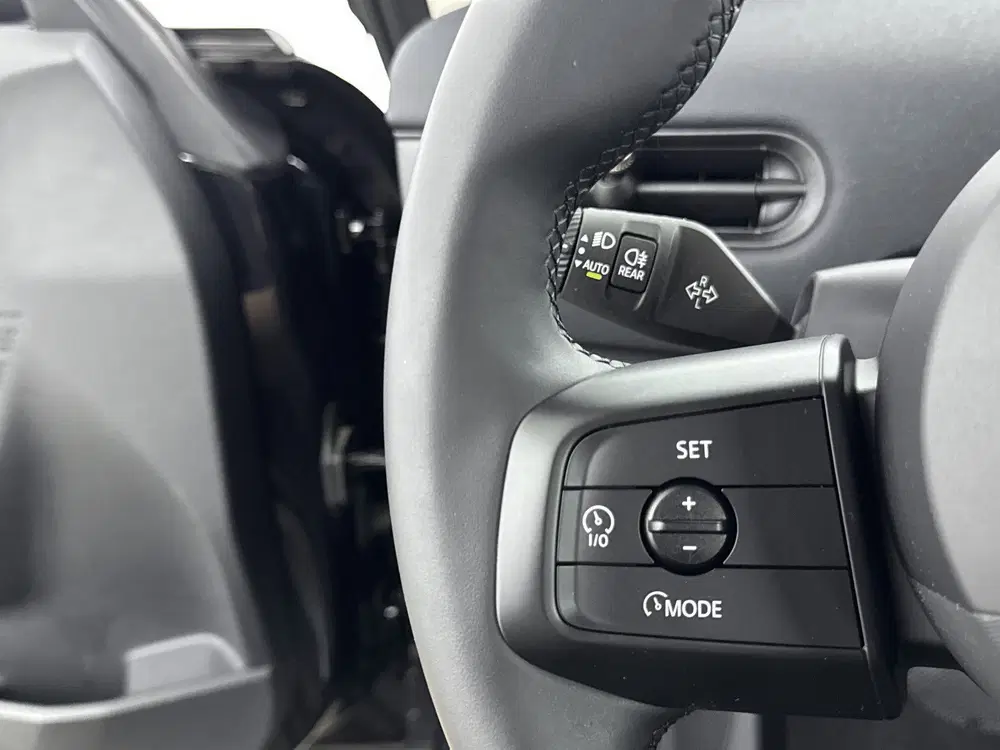 Mini Hatchback Cooper C Essential Automaat uit 2025, foto 6