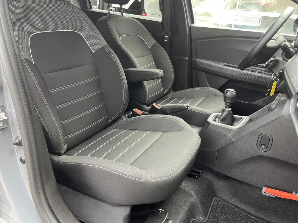 Dacia Jogger 1.0 TCe 110 Expression 7p. Airco Cruise co uit 2024, foto 7