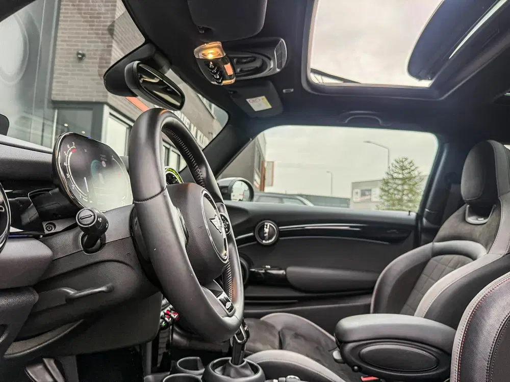 Mini John Cooper Works 2.0 Cooper S John Cooper Works F1 aut uit 2022, foto 12