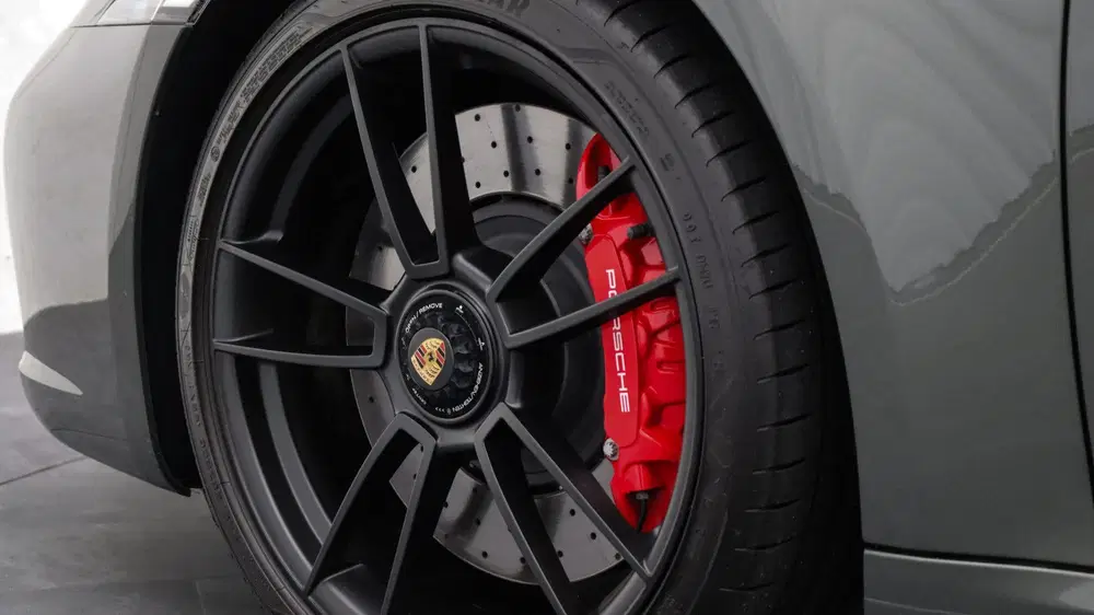 Porsche 911 3.0 Carrera GTS uit 2022, foto 7