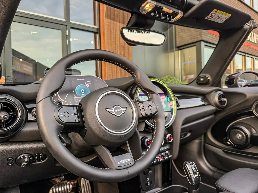 Mini Cabrio 2.0 John Cooper Works JCW Pack F1 aut 231p uit 2023, foto 12