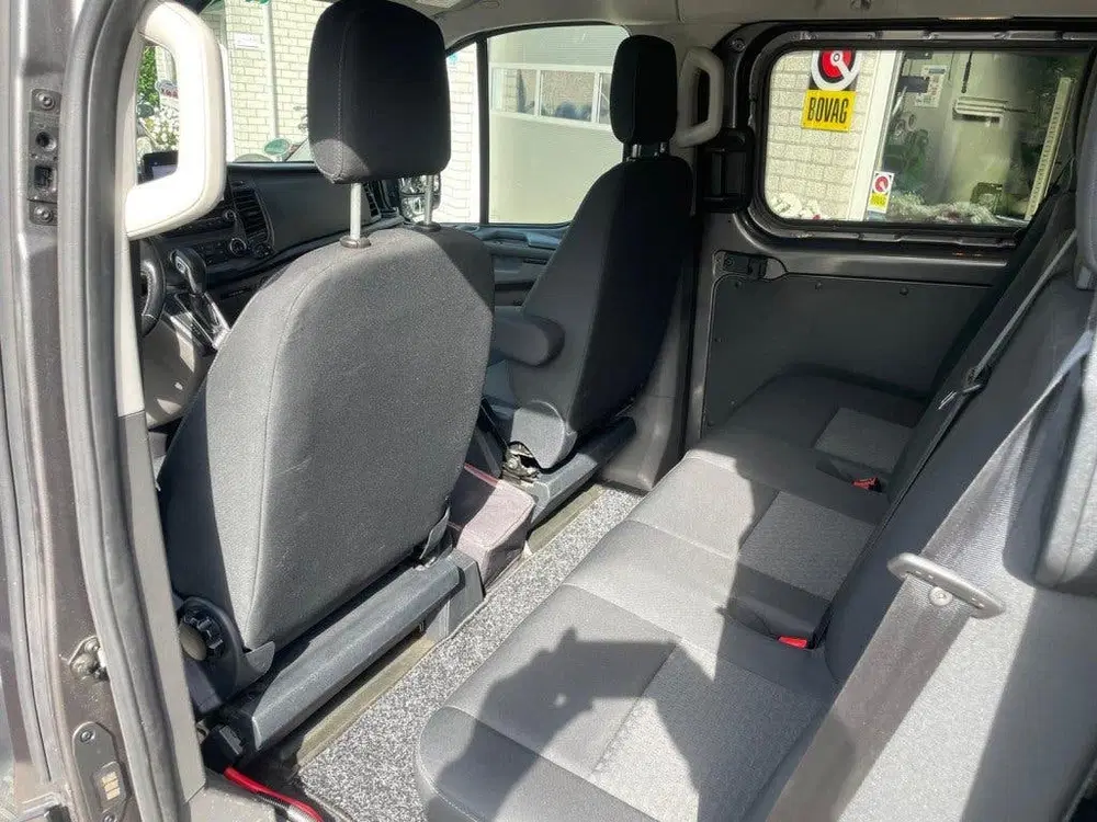 Ford Transit Custom 340 2.0 TDCI L2H1 Dubbel Cabine Automaat uit 2020, foto 12