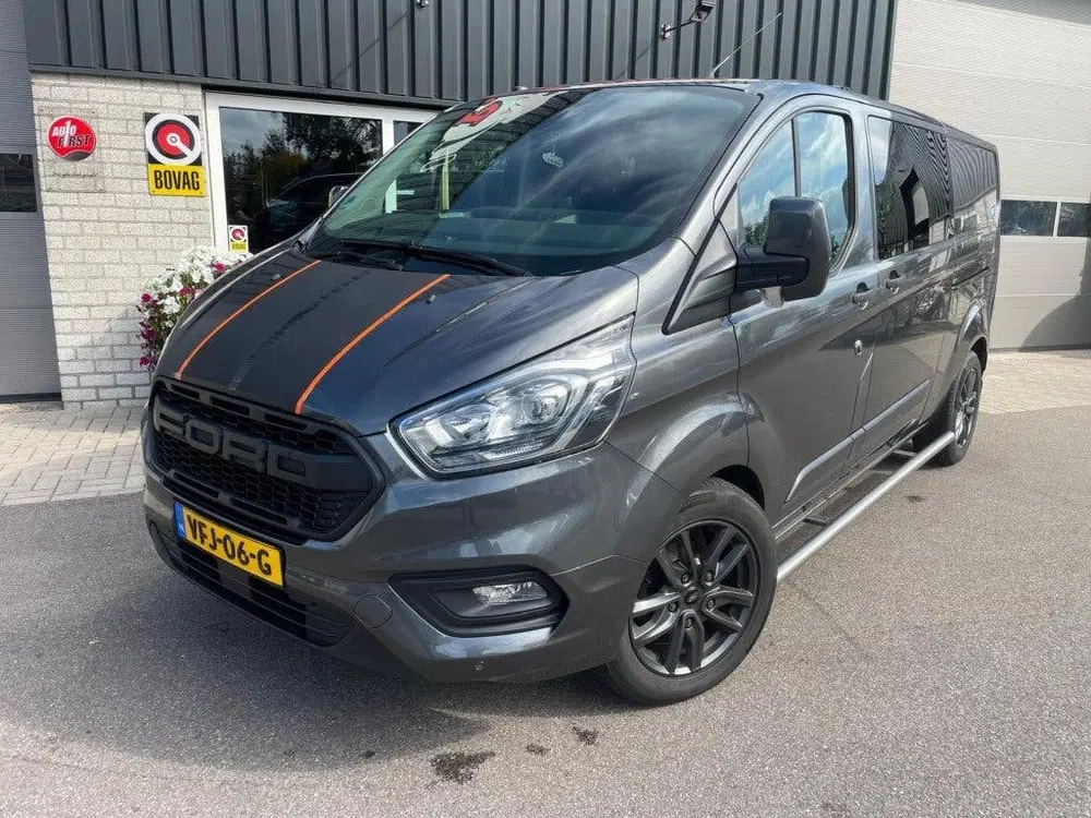 Ford Transit Custom 340 2.0 TDCI L2H1 Dubbel Cabine Automaat uit 2020, foto 2