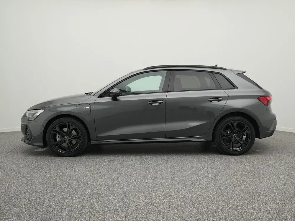 Audi A3 S edition 40 TFSI e 204 PK uit 2025, foto 12