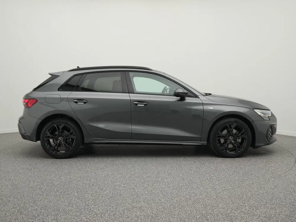Audi A3 S edition 40 TFSI e 204 PK uit 2025, foto 13