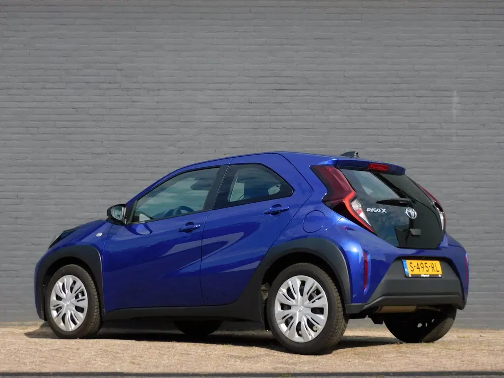 Toyota Aygo X 1.0 VVT-i MT Play CARPLAY uit 2023, foto 4