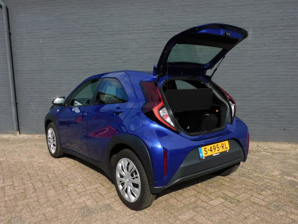 Toyota Aygo X 1.0 VVT-i MT Play CARPLAY uit 2023, foto 5