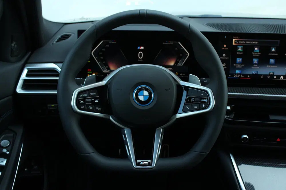 BMW 3-serie 330e M Sport Automaat uit 2026, foto 3