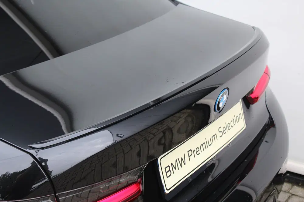 BMW 3-serie 330e M Sport Automaat uit 2026, foto 7