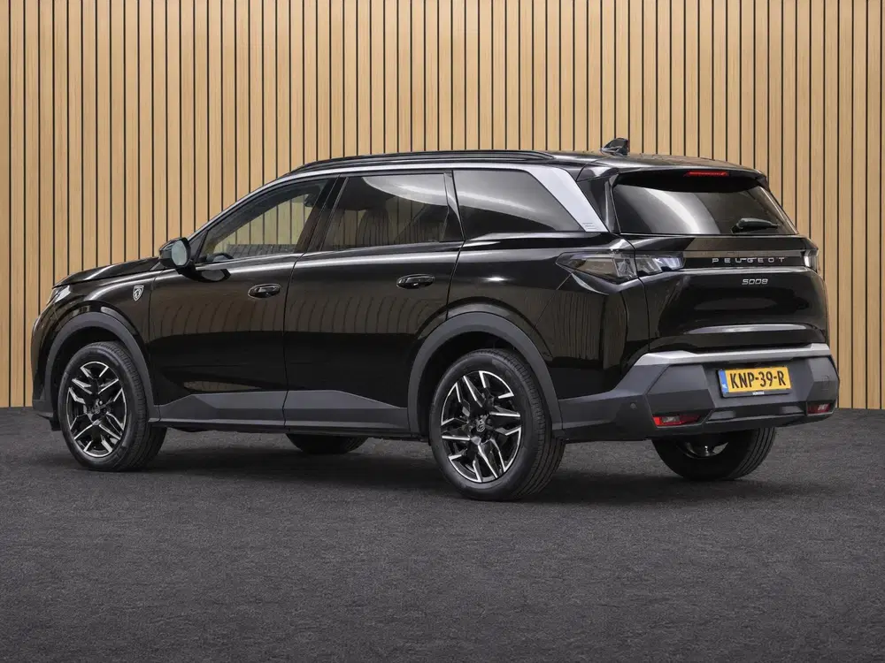 Peugeot 5008 1.2 Hybrid 145 GT 7p uit 2026, foto 2