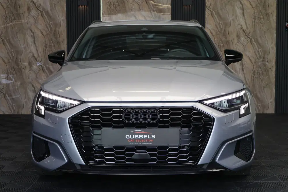 Audi A3 35 TFSI S Edition150 PK S-line Black Optic uit 2021, foto 10