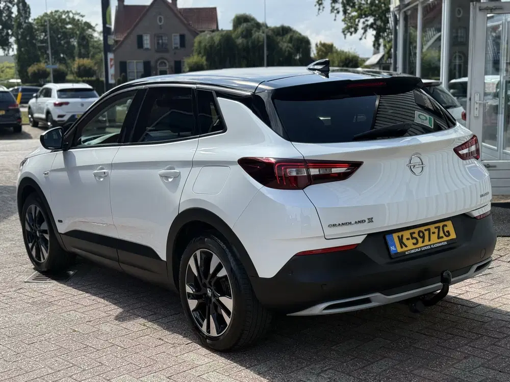 Opel Grandland 1.6 Turbo Hybrid Business Elegance 181pk uit 2021, foto 9