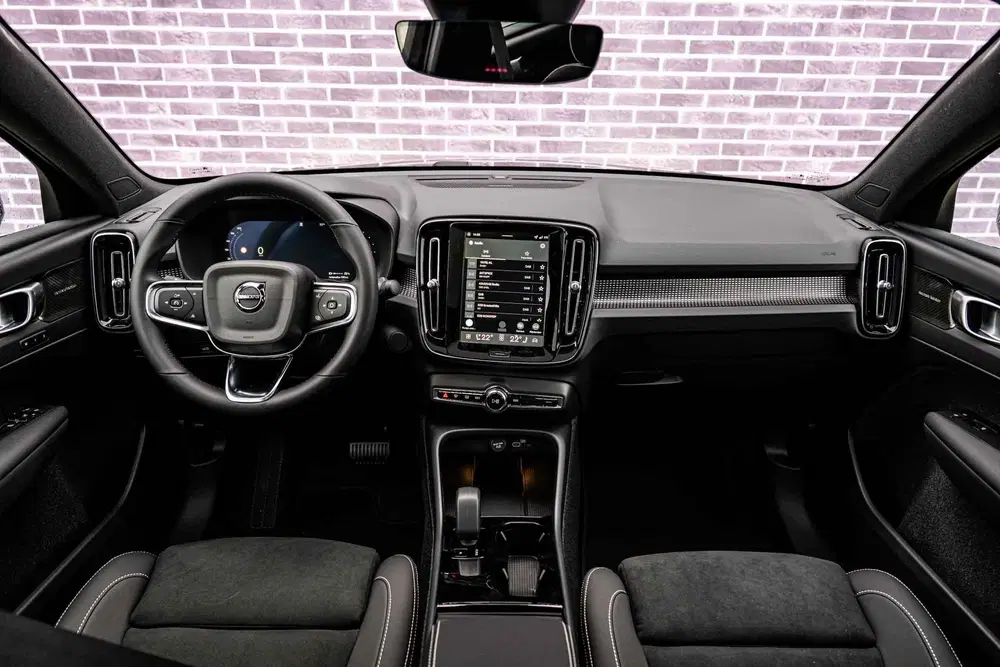 Volvo EC40 Extended Range Plus Europa Black Edition 8 uit 2026, foto 9