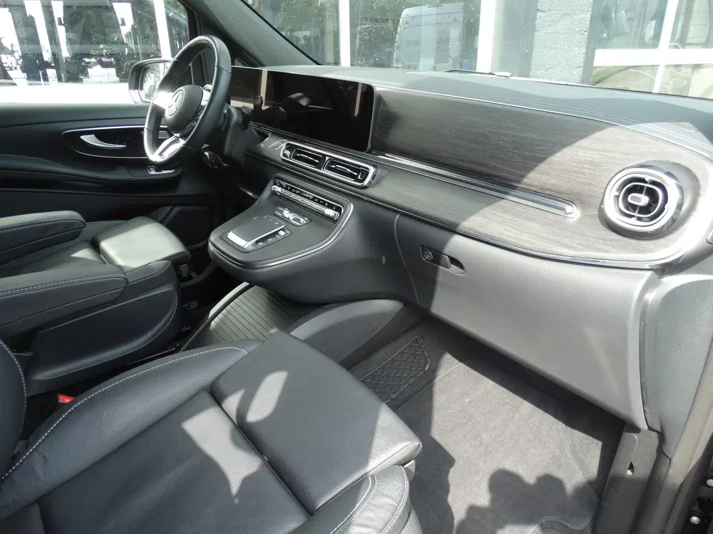 Mercedes-Benz EQV 300 L2 90 kWh uit 2025, foto 3