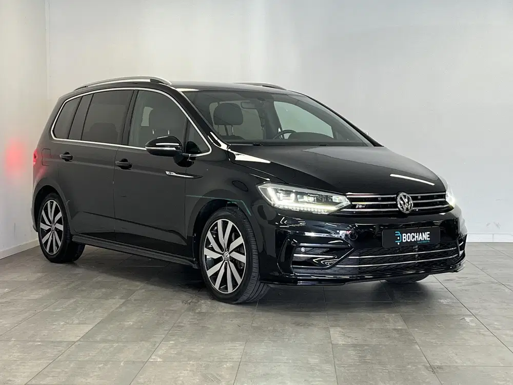 Volkswagen Touran 1.5 TSI 3x R-Line uit 2019, foto 9