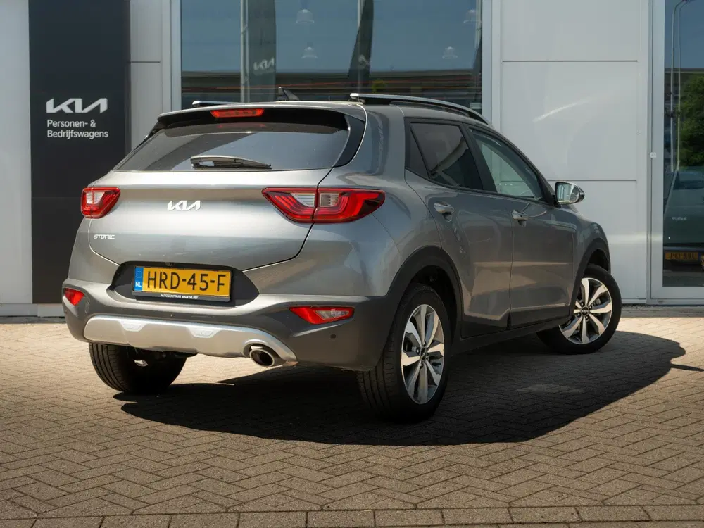 Kia Stonic 1.0 T-GDi MHEV DynamicPlusLine stoelverwar uit 2025, foto 6