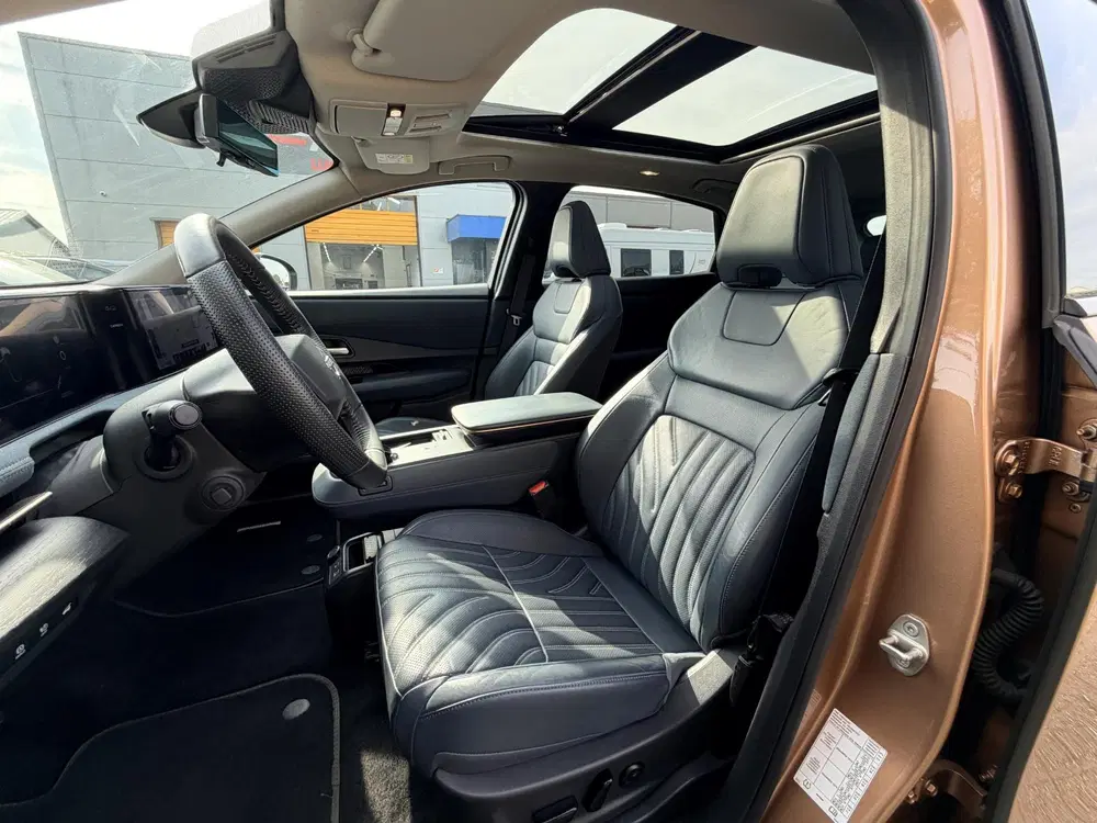 Nissan Ariya Evolve 91 kWh 242PK Pano•Leder uit 2022, foto 12