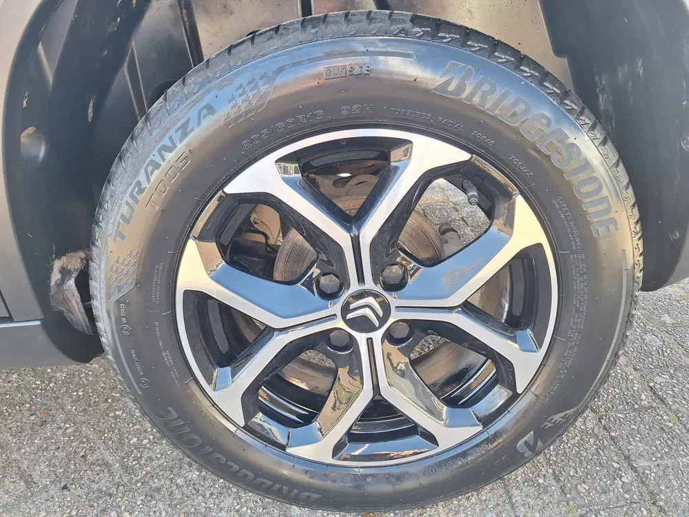 Citroën C3 Aircross 1.2 PureTech Shine 10x op voorraad uit 2023, foto 11