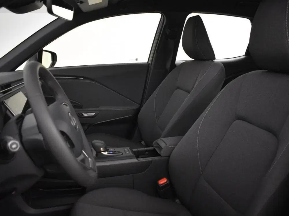 Lexus LBX 2WD Comfort Plus uit 2025, foto 15