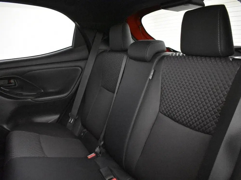 Toyota Yaris 1.5 Hybrid Executive uit 2024, foto 13