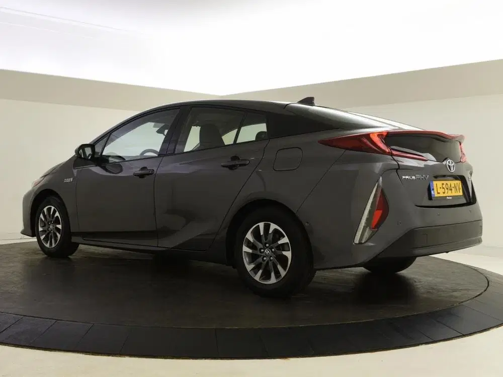 Toyota Prius 1.8 Plug-in Executive uit 2021, foto 6