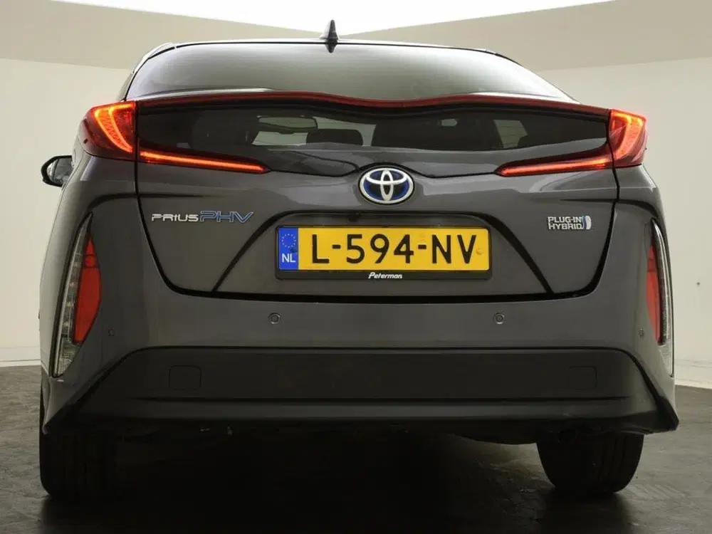 Toyota Prius 1.8 Plug-in Executive uit 2021, foto 8