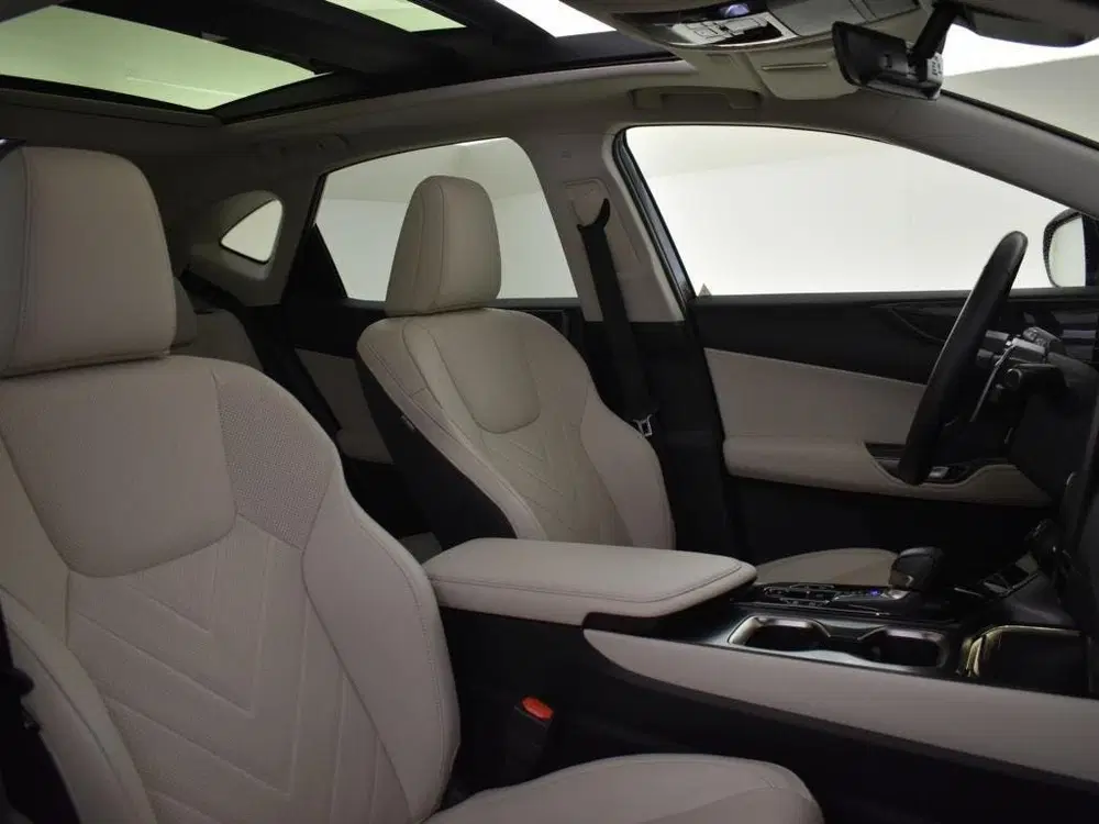 Lexus NX 450h+ Plug-In Hybrid AWD Executive Line uit 2024, foto 3