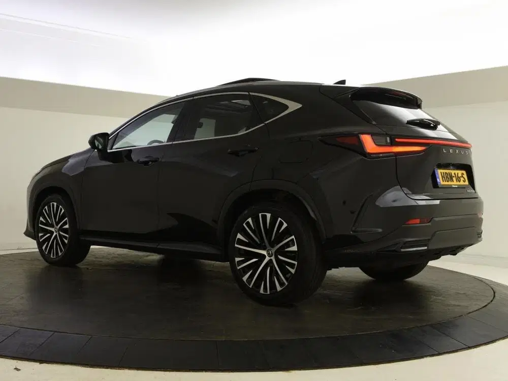 Lexus NX 450h+ Plug-In Hybrid AWD Executive Line uit 2024, foto 7