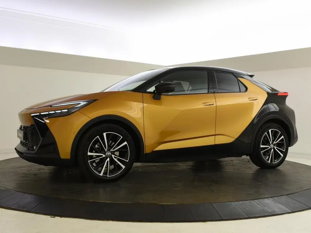 Toyota C-HR 2.0 PHEV 220 Executive Bi-Tone uit 2024, foto 5