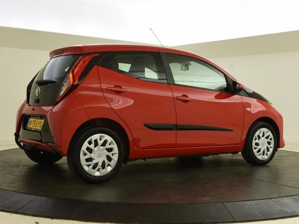 Toyota Aygo 1.0 VVT-i x-play limited uit 2021, foto 6