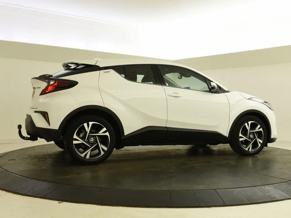 Toyota C-HR 1.8 Hybrid Dynamic uit 2023, foto 2
