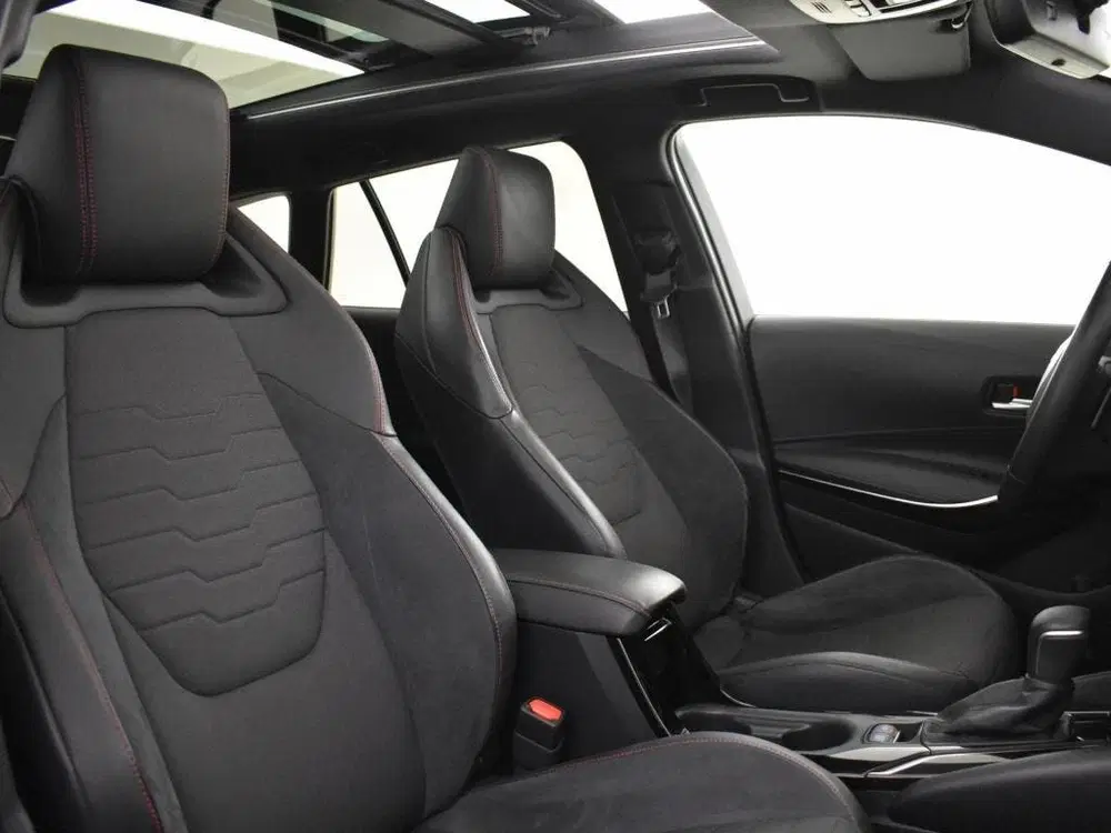 Toyota Corolla 2.0 Hybrid Executive uit 2019, foto 4