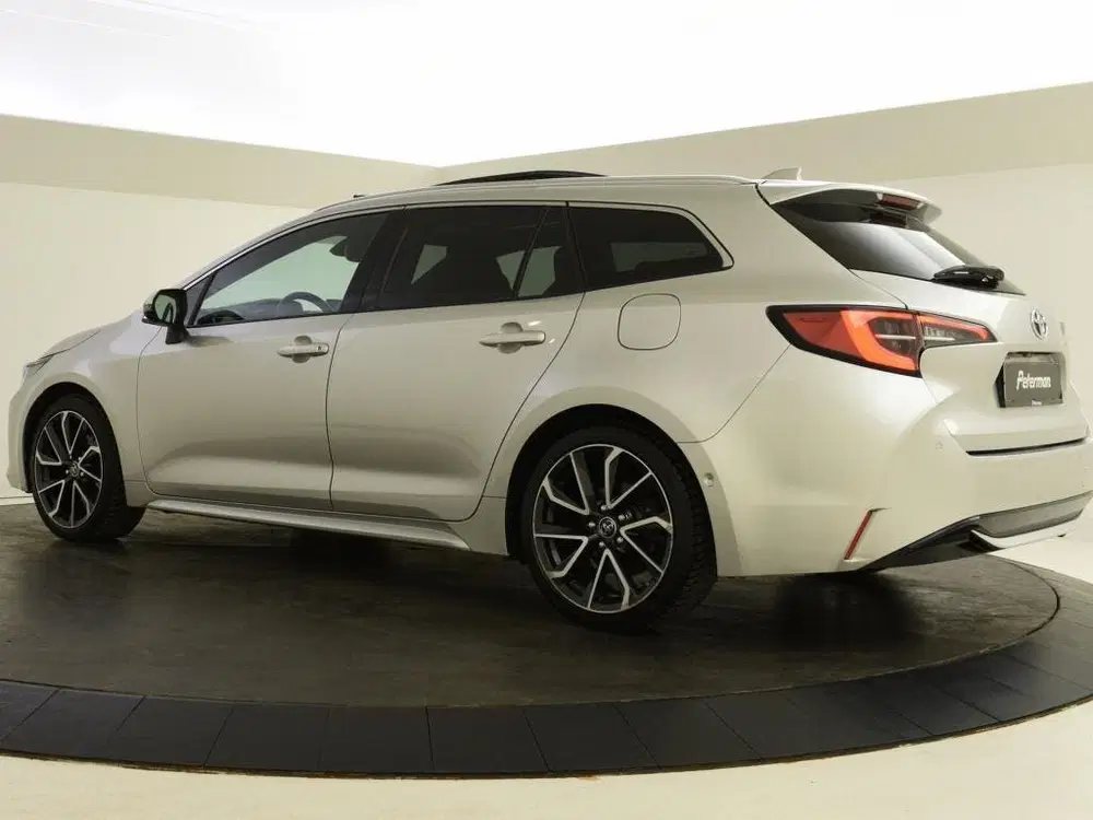 Toyota Corolla 2.0 Hybrid Executive uit 2019, foto 6