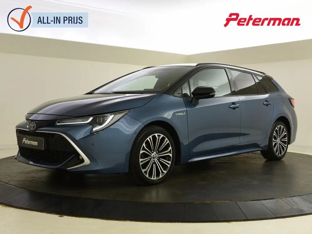 Toyota Corolla 1.8 Hybrid Executive Bi-Tone uit 2022