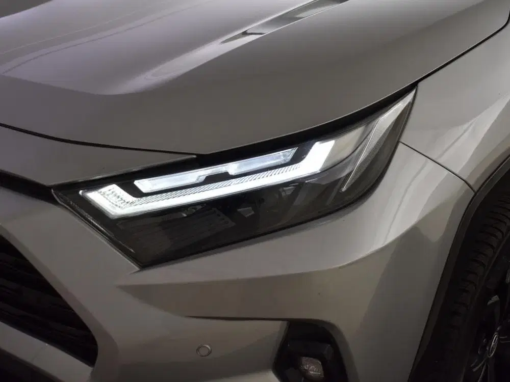 Toyota RAV 4 2.5 Hybrid Style Bi Tone uit 2024, foto 15
