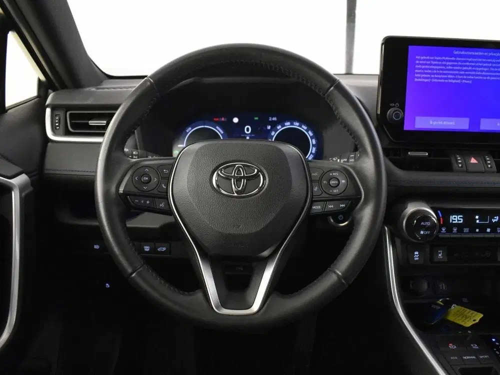 Toyota RAV 4 2.5 Hybrid Style Bi Tone uit 2024, foto 9