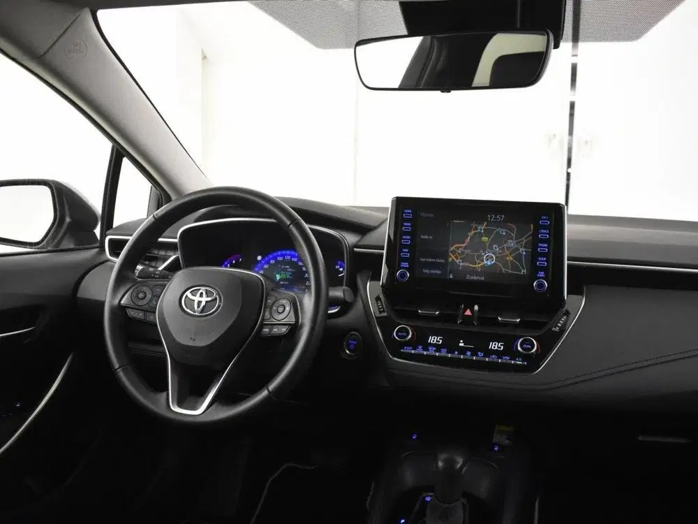 Toyota Corolla 1.8 Hybrid Dynamic uit 2021, foto 4