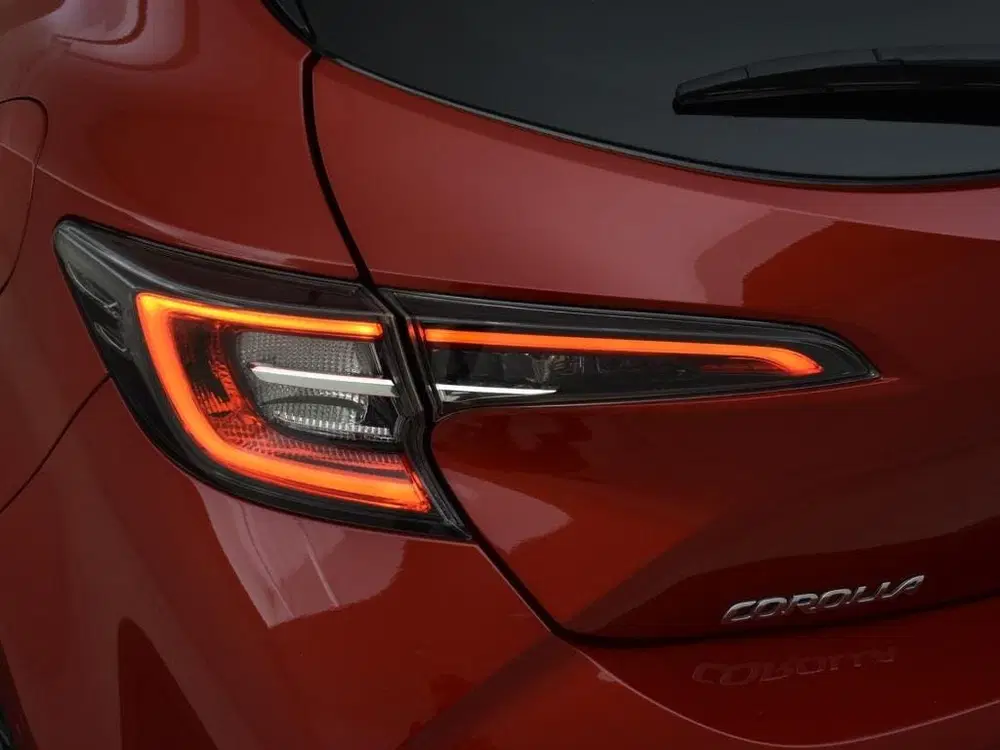 Toyota Corolla 2.0 Hybrid Executive uit 2019, foto 10