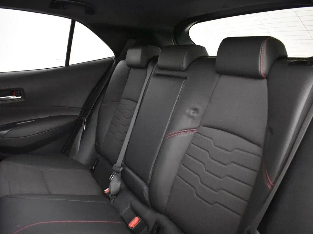 Toyota Corolla 2.0 Hybrid Executive uit 2019, foto 12