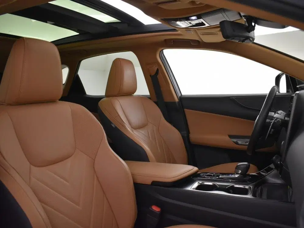 Lexus NX 350h AWD Executive Line uit 2022, foto 3