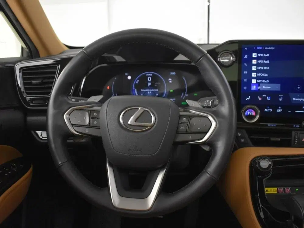 Lexus NX 350h AWD Executive Line uit 2022, foto 8