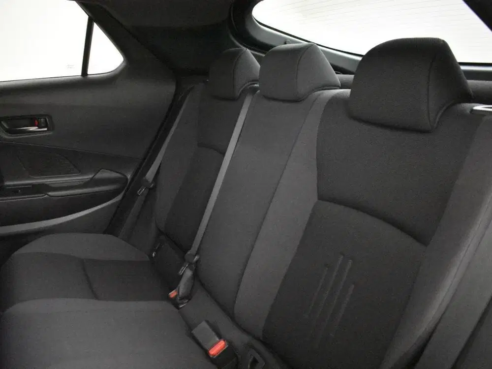 Toyota C-HR 1.8 Hybrid 140 First Edition uit 2025, foto 12