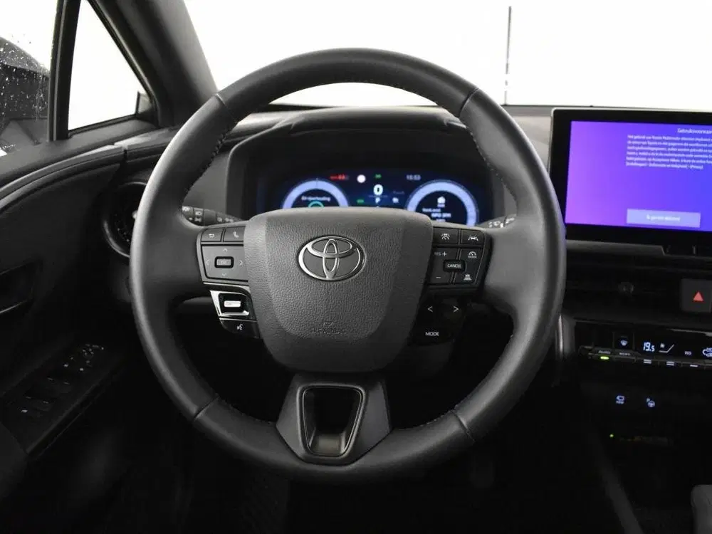 Toyota C-HR 1.8 Hybrid 140 First Edition uit 2025, foto 15