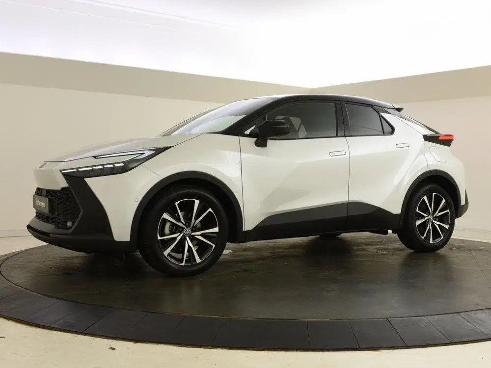 Toyota C-HR 1.8 Hybrid 140 First Edition uit 2025, foto 5