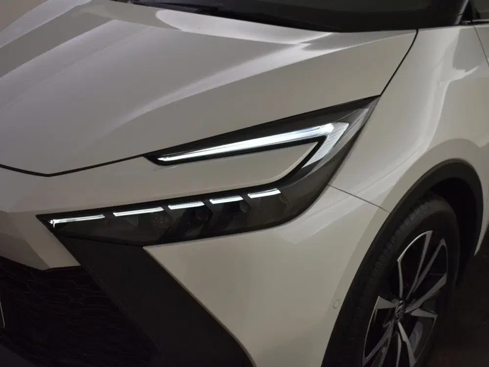 Toyota C-HR 1.8 Hybrid 140 First Edition uit 2025, foto 9