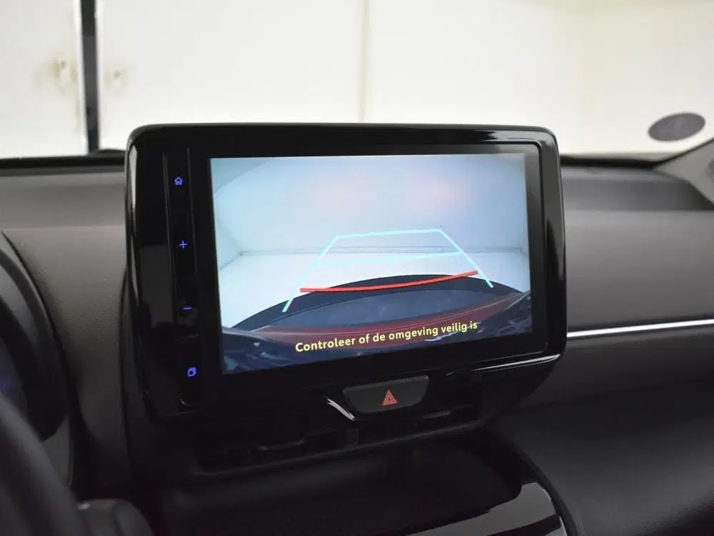 Toyota Yaris Cross 1.5 Hybrid Collection Bi Tone uit 2023, foto 11