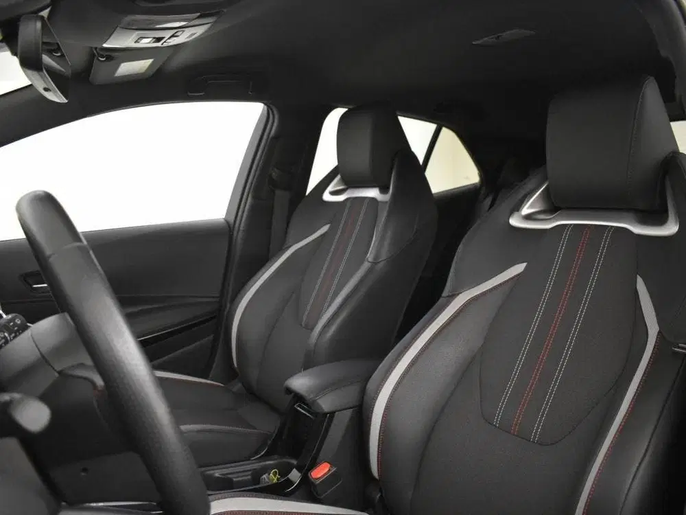 Toyota Corolla 1.8 Hybrid GR-Sport uit 2023, foto 13