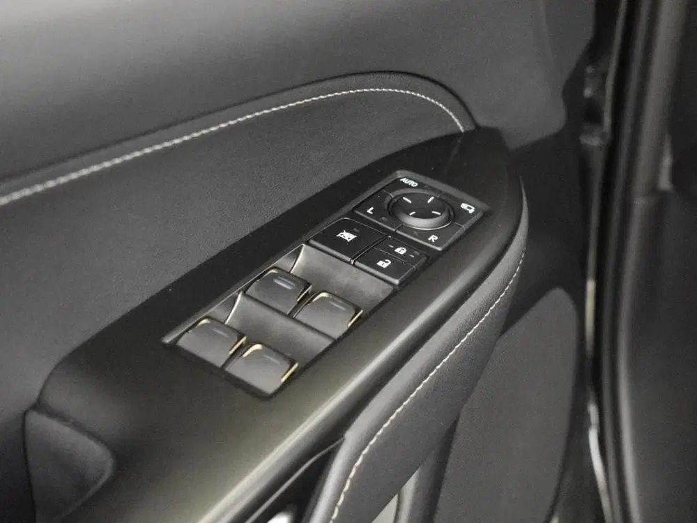 Lexus NX 450h+ AWD Luxury Line uit 2025, foto 12