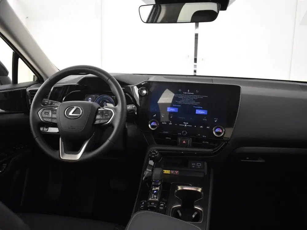 Lexus NX 450h+ AWD Luxury Line uit 2025, foto 4