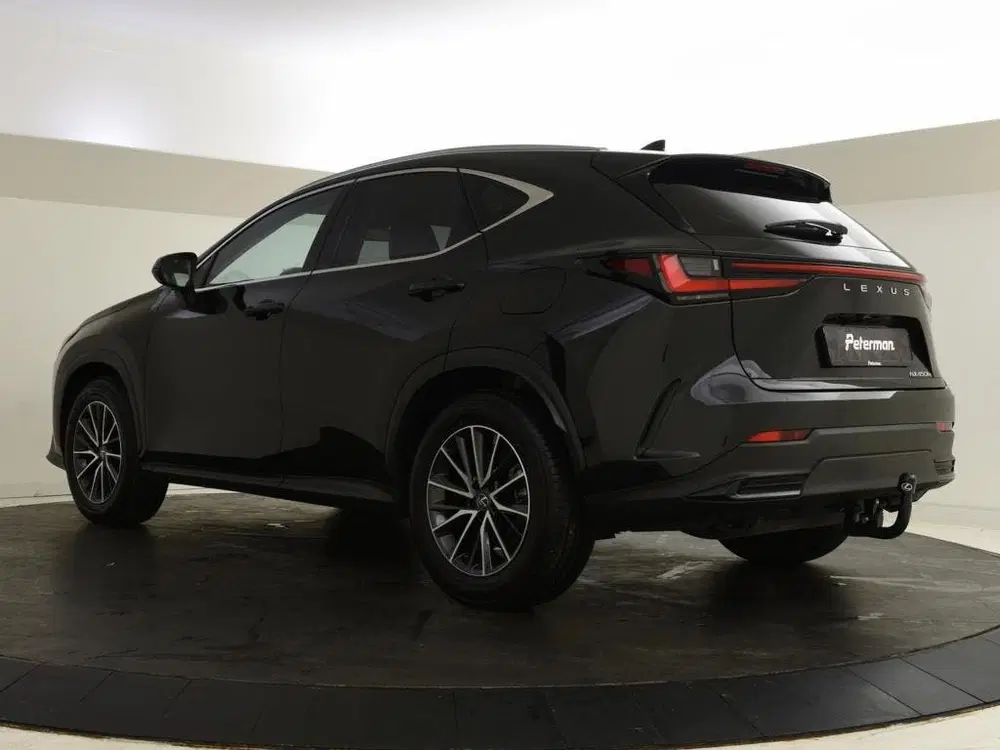 Lexus NX 450h+ AWD Luxury Line uit 2025, foto 6
